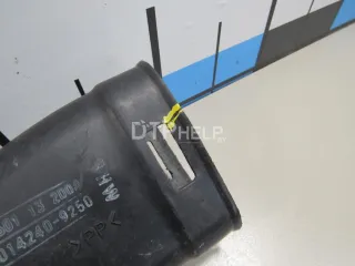 Z60113200A Резонатор воздушного фильтра Mazda 3 BK Арт AM81012502, вид 6