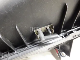 9475930 Корпус воздушного фильтра Volvo S80 1 Арт AM84618454, вид 8
