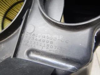 1864760 Корпус воздушного фильтра Ford Focus 3 Арт AM100493915, вид 6
