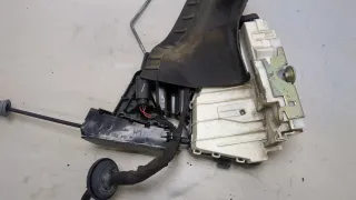A1647201335 Замок двери передней левой Mercedes GL X164 Арт 20420015, вид 4