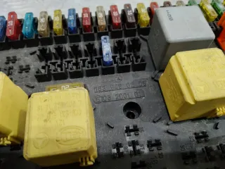 1635450205 Блок предохранителей Mercedes ML W163 Арт 110843, вид 2