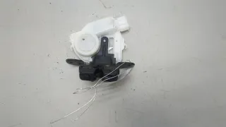 6935002090 Замок крышки багажника Toyota Yaris 3 Арт 20424044, вид 3