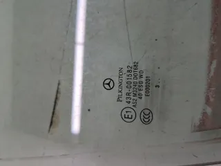 A2037250000 Стекло двери передней правой Mercedes C W203 Арт 20169735, вид 4
