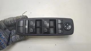 A2518300290 Кнопка стеклоподъемника переднего правого Mercedes GL X164 Арт 20425688, вид 1