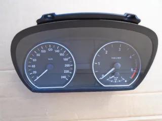 9166821-01,1024952-84 Щиток приборов (приборная панель) BMW 1 E81/E82/E87/E88 Арт e2951919, вид 1