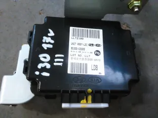 95300-G3000 Блок комфорта Hyundai i30 PD Арт e3532574, вид 1