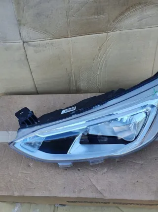 JX7B-13W030-AE JX7B13W030AE Фара левая Ford Focus 4 Арт e10651611, вид 4