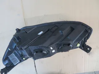 JX7B-13W029-AE JX7B13W029AE Фара правая Ford Focus 4 Арт e10651626, вид 8