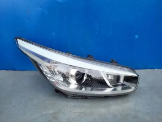 2012-2018 92102-A2010 Фара правая Kia Ceed 1 Арт e10656044, вид 1