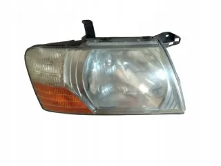  Фара правая Mitsubishi Pajero 3 Арт e10659716, вид 1