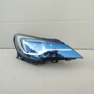 39228715 Фара правая Opel Astra K Арт e10661734, вид 1