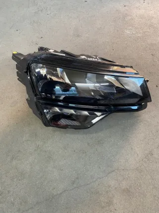 57B941016A Фара правая Skoda Karoq Арт e10671137, вид 2