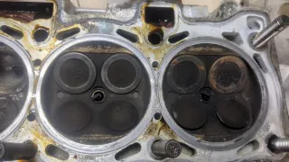 Головка блока цилиндров Mitsubishi Outlander 3 restailing 2 2015г. 1005C696 - Фото 3