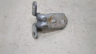  Петля двери передней правой серая Buick Envision 2 Арт 20436366
