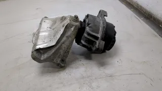 22116777371 Подушка двигателя BMW 5 F10/F11/GT F07 Арт 20433544, вид 1