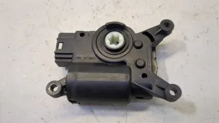 5Q0907511L,3293857 Моторчик заслонки печки Volkswagen Jetta 7 Арт 20438775, вид 3