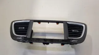 6EC071X9AB,6EC061X9AC,68223456AG Дефлектор обдува салона Chrysler Voyager 5 Арт 20438220, вид 1
