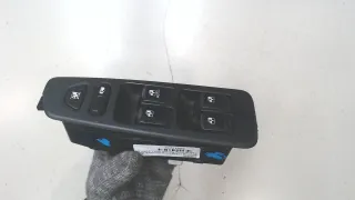 8582008100 Кнопка стеклоподъемника переднего правого SsangYong Rexton 1 Арт 20043236, вид 3