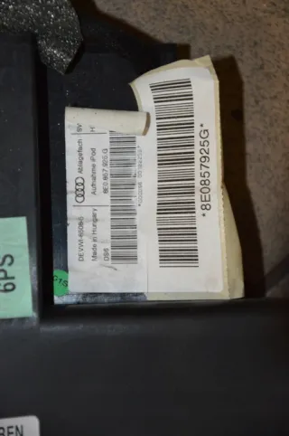 8E0857925G Блок предохранителей Audi A3 8P Арт e1812142, вид 2