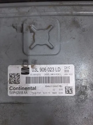 03L906023LD 5WP42918AA Блок управления двигателем Seat Ibiza 4 Арт e9326404, вид 3