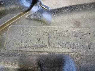 03L103925AN Декоративная крышка двигателя Audi A3 8P Арт e9386935, вид 13