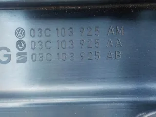 03C103925AM Декоративная крышка двигателя Volkswagen Golf 6 Арт e9451747, вид 3