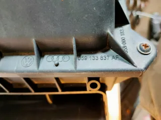 059133837AF Корпус воздушного фильтра Audi A4 B7 Арт e9591628, вид 3