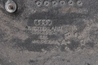 4M0825236A Декоративная крышка двигателя Audi Q7 4M Арт e9830663, вид 3