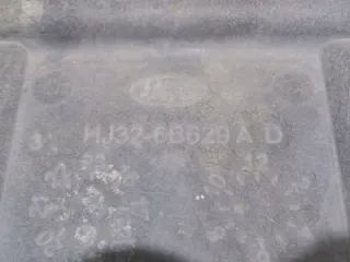 HJ32-6B629-AD Декоративная крышка двигателя Jaguar F-Pace Арт e10578978, вид 3