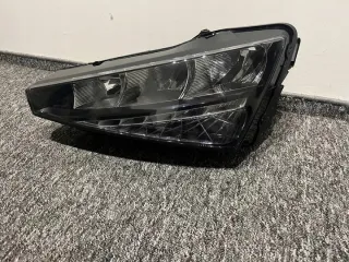 657941015 Фара левая Skoda Scala Арт e10671781, вид 5