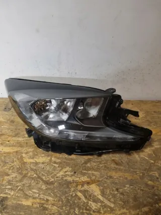 Фара правая Toyota Aygo 2 Арт e10673122, вид 1