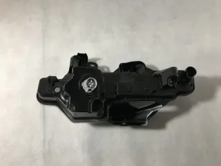  Фара противотуманная правая Mazda MX-3 Арт e10680669, вид 3