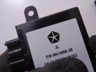 68414096 Блок управления (другие) Jeep Wrangler JK restailing Арт e10680981, вид 4