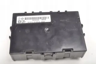 8200652284 Блок управления (другие) Renault Clio 3 Арт e10685594, вид 1