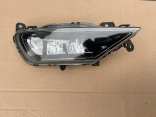 31395866 Фара противотуманная правая Volvo XC60 2 Арт e10687244, вид 1