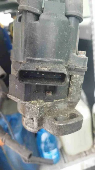 T2T59571  Распределитель зажигания Mitsubishi Colt 5 1.3л Арт 1011114, вид 2