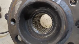 1603296,13224332,93186389 Ступица передняя левая Opel Astra H Арт 20419787, вид 2