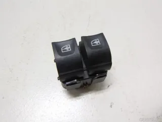 254113300R Блок управления стеклоподъемниками Renault Arkana Арт E90032501
