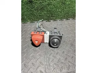 8200153269 Кнопка аварийной сигнализации Renault Scenic 2 Арт 58899, вид 1
