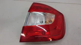  Фонарь задний правый Skoda Rapid Арт 20444666