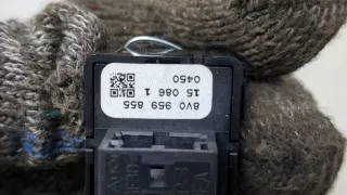 8V0959855 Кнопка стеклоподъемника заднего левого Audi A3 8V Арт 20442557, вид 2