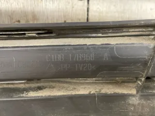 1778257 Решетка радиатора Ford Fiesta 6 Арт 2-291, вид 9