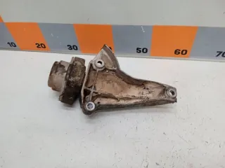 4B0399151 Кронштейн КПП Audi A6 C5 (S6,RS6) Арт 2-2952, вид 3