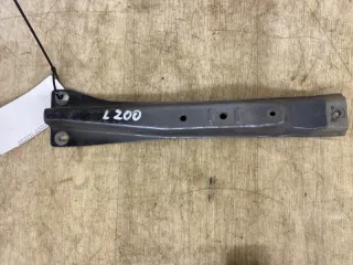5256A418 Кронштейн замка капота Mitsubishi Pajero 4 Арт 2-4413