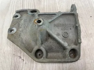 MR398429 Кронштейн Mitsubishi Pajero 4 Арт 2-5321, вид 2