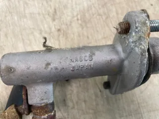 MR491945 Главный цилиндр сцепления Mitsubishi Lancer 9 Арт 2-10298, вид 5