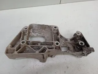 06F903143F Кронштейн генератора Volkswagen Passat B6 Арт 2-11442, вид 3