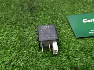 4H0951253C Реле Audi A1 Арт 2-23371, вид 4