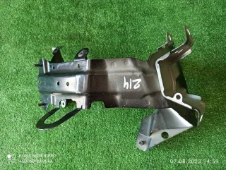 4M8821137 Кронштейн крепления крыла Audi Q8 Арт 2-23718, вид 1