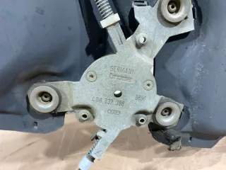 4D0837398B Стеклоподъемник Audi A8 D2 (S8) Арт 2-26611, вид 4